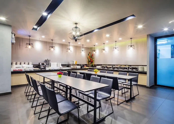 曼谷叻抛利沃特尔酒店 酒店 曼谷